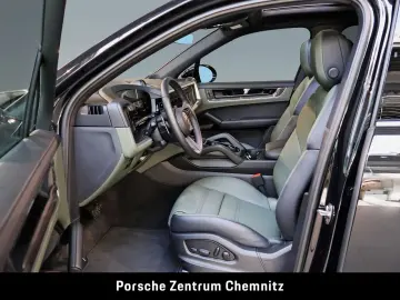 Cayenne E-Hybrid Luftfed.;BOSE;HD-Matrix;22