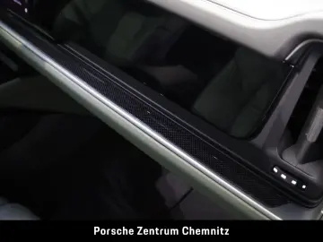 Cayenne E-Hybrid Luftfed.;BOSE;HD-Matrix;22