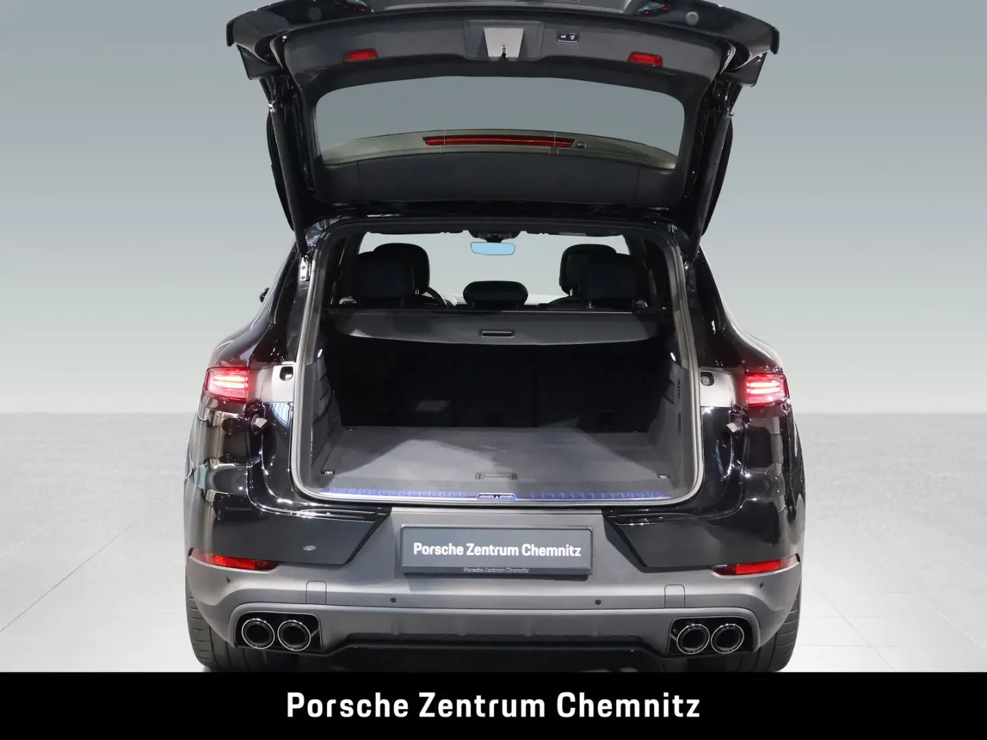 Cayenne E-Hybrid Luftfed.;BOSE;HD-Matrix;22