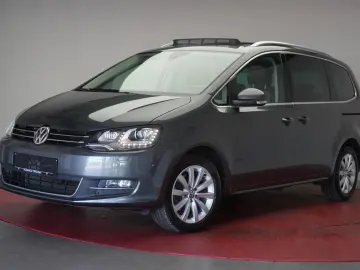 Sharan 2.0 TDI DSG Highline Navi Leder ACC Kamer