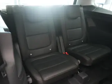 Sharan 2.0 TDI DSG Highline Navi Leder ACC Kamer