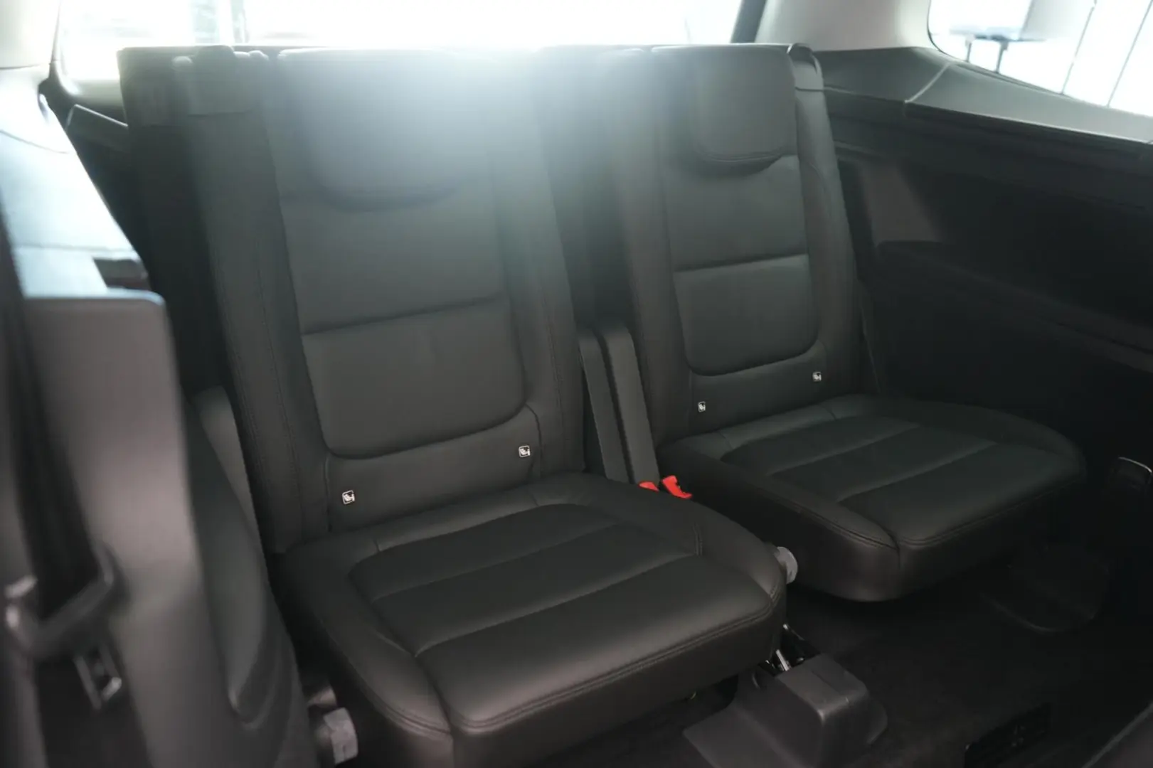 Sharan 2.0 TDI DSG Highline Navi Leder ACC Kamer
