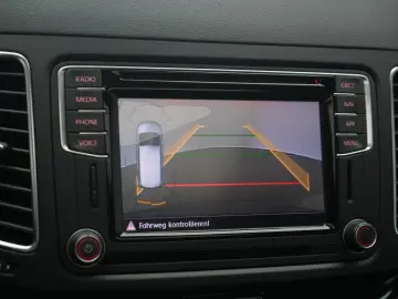 Sharan 2.0 TDI DSG Highline Navi Leder ACC Kamer