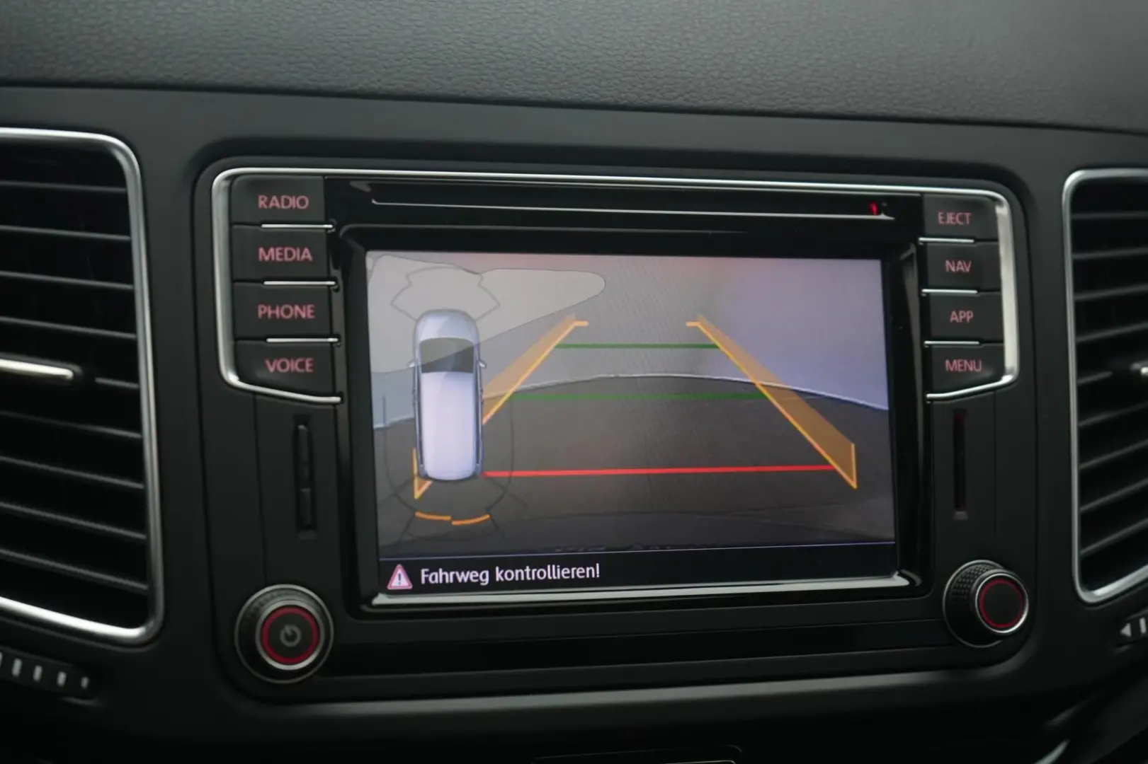 Sharan 2.0 TDI DSG Highline Navi Leder ACC Kamer