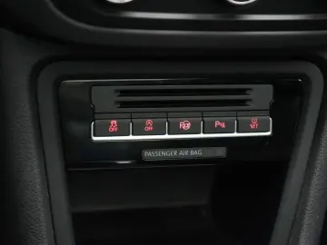 Sharan 2.0 TDI DSG Highline Navi Leder ACC Kamer