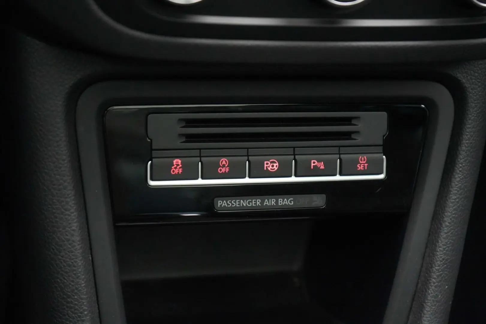 Sharan 2.0 TDI DSG Highline Navi Leder ACC Kamer