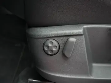 Sharan 2.0 TDI DSG Highline Navi Leder ACC Kamer