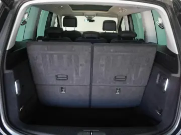 Sharan 2.0 TDI DSG Highline Navi Leder ACC Kamer