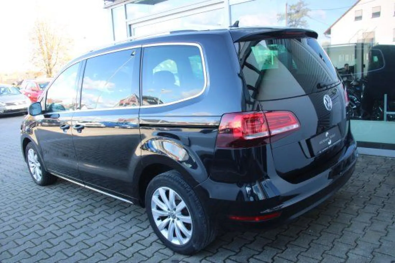 Sharan 4Motion 2.0 TDI Highline Pano Navi Leder