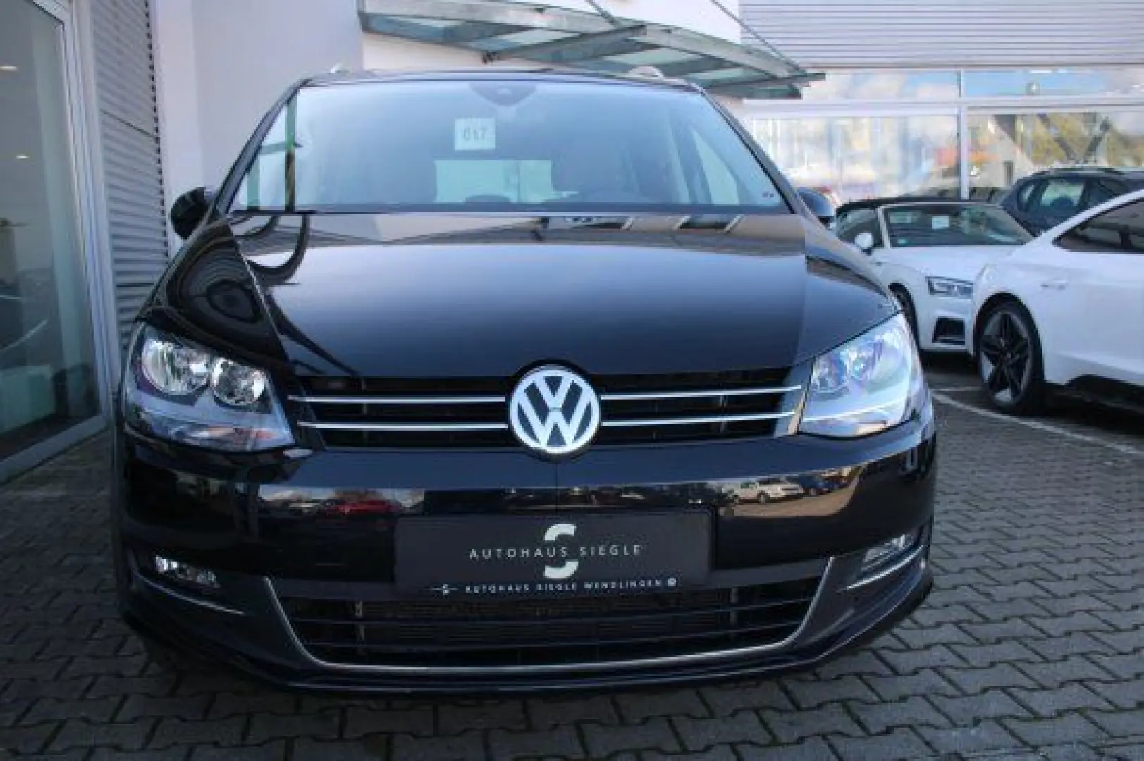 Sharan 4Motion 2.0 TDI Highline Pano Navi Leder