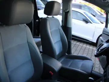 Sharan 4Motion 2.0 TDI Highline Pano Navi Leder