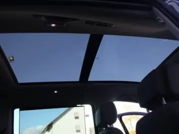 Sharan 4Motion 2.0 TDI Highline Pano Navi Leder