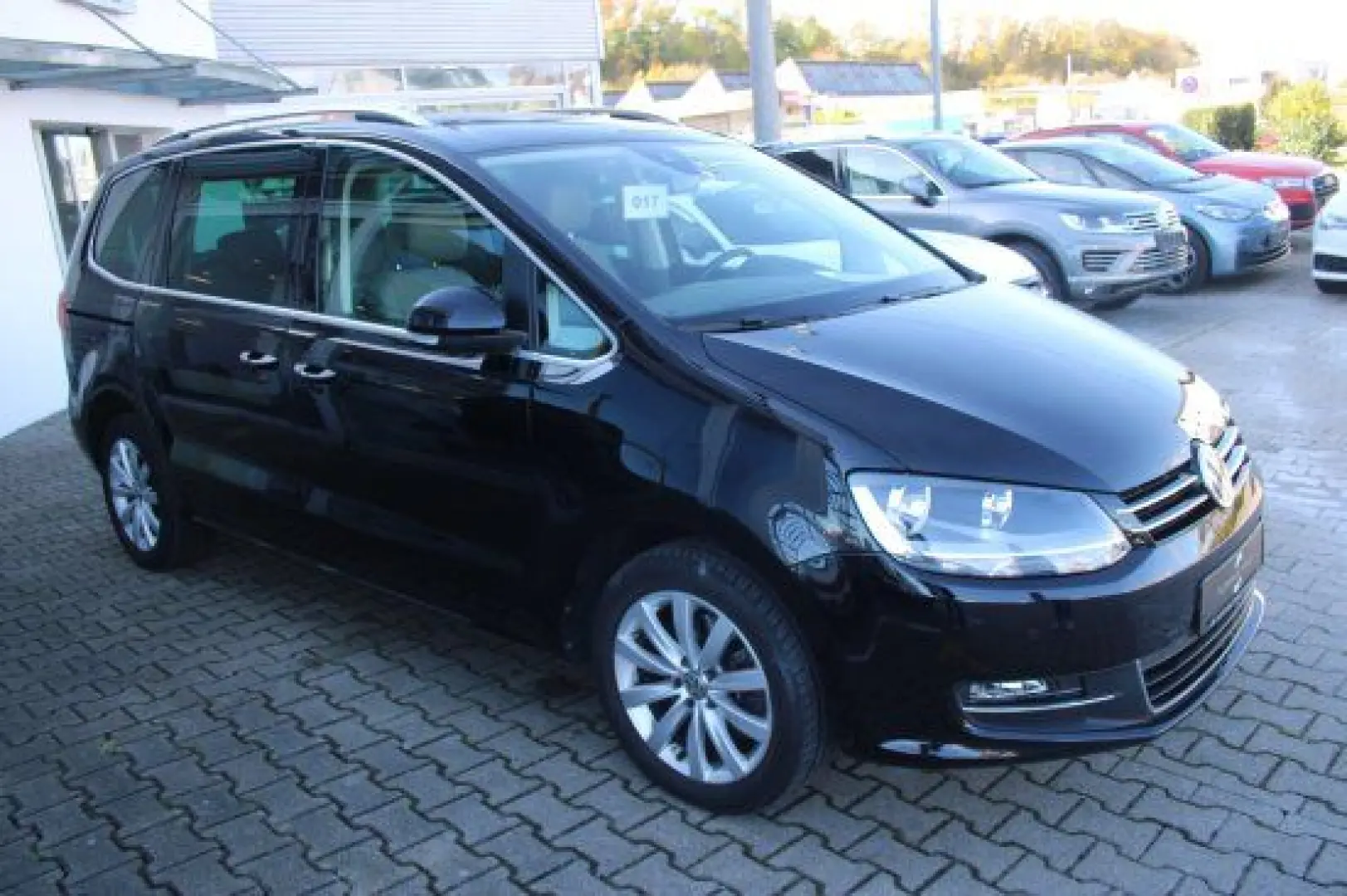 Sharan 4Motion 2.0 TDI Highline Pano Navi Leder