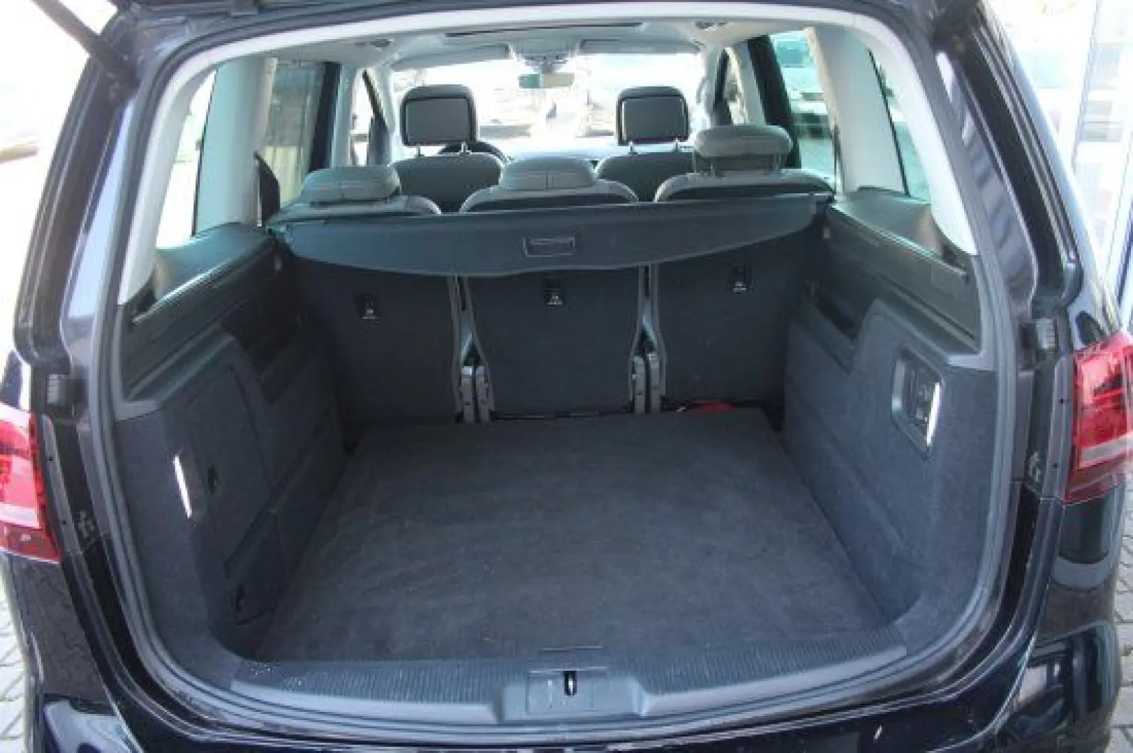 Sharan 4Motion 2.0 TDI Highline Pano Navi Leder