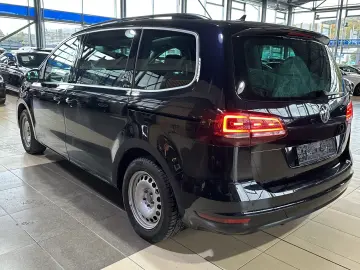 Sharan Comfortline 7-Sitzer Pano. Dynaudio R.Cam