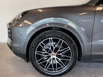 Cayenne Coupe E-Hybrid