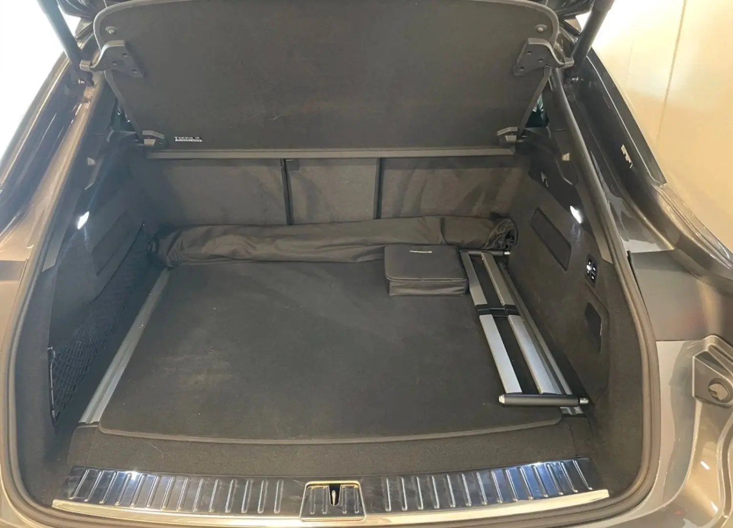 Cayenne Coupe E-Hybrid