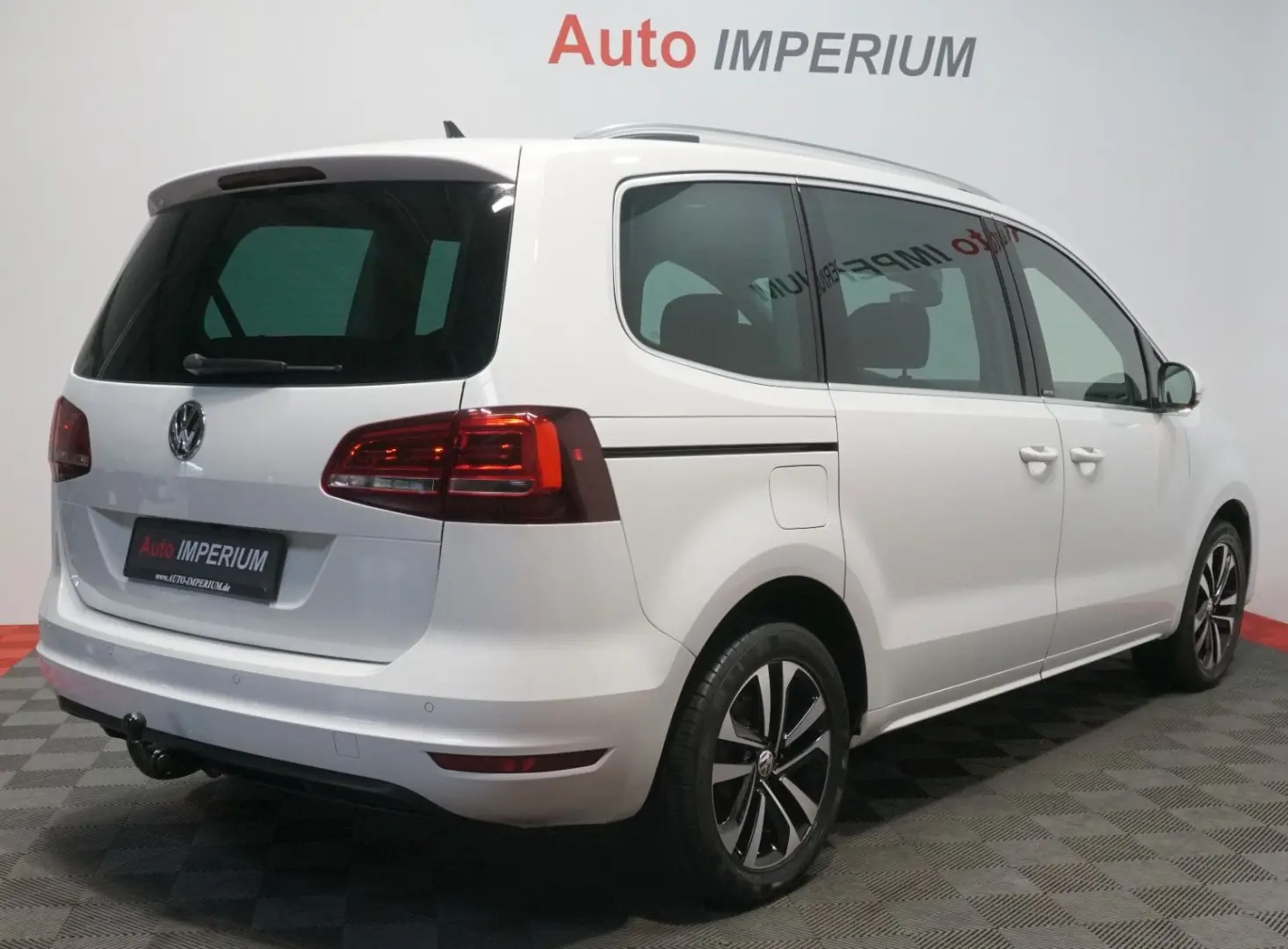 Sharan United 2.0 TDI  7 Sitzer  AHK NAVI