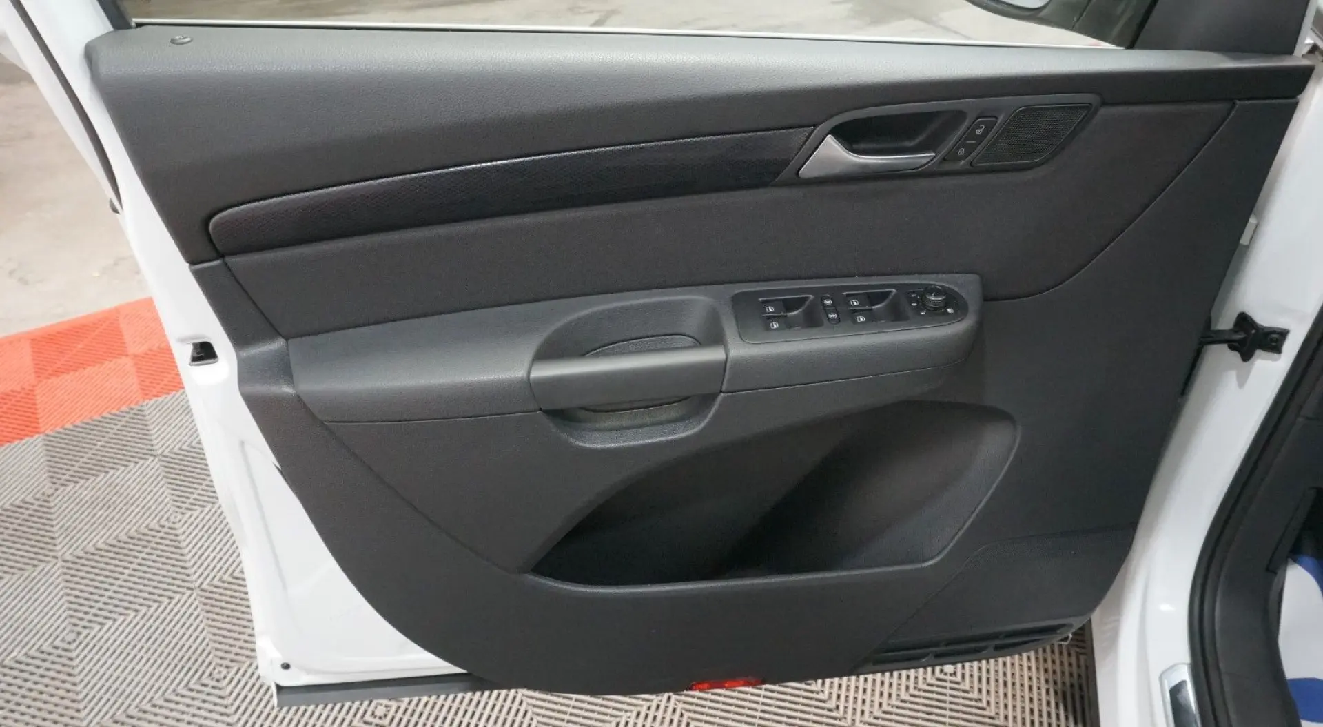 Sharan United 2.0 TDI  7 Sitzer  AHK NAVI