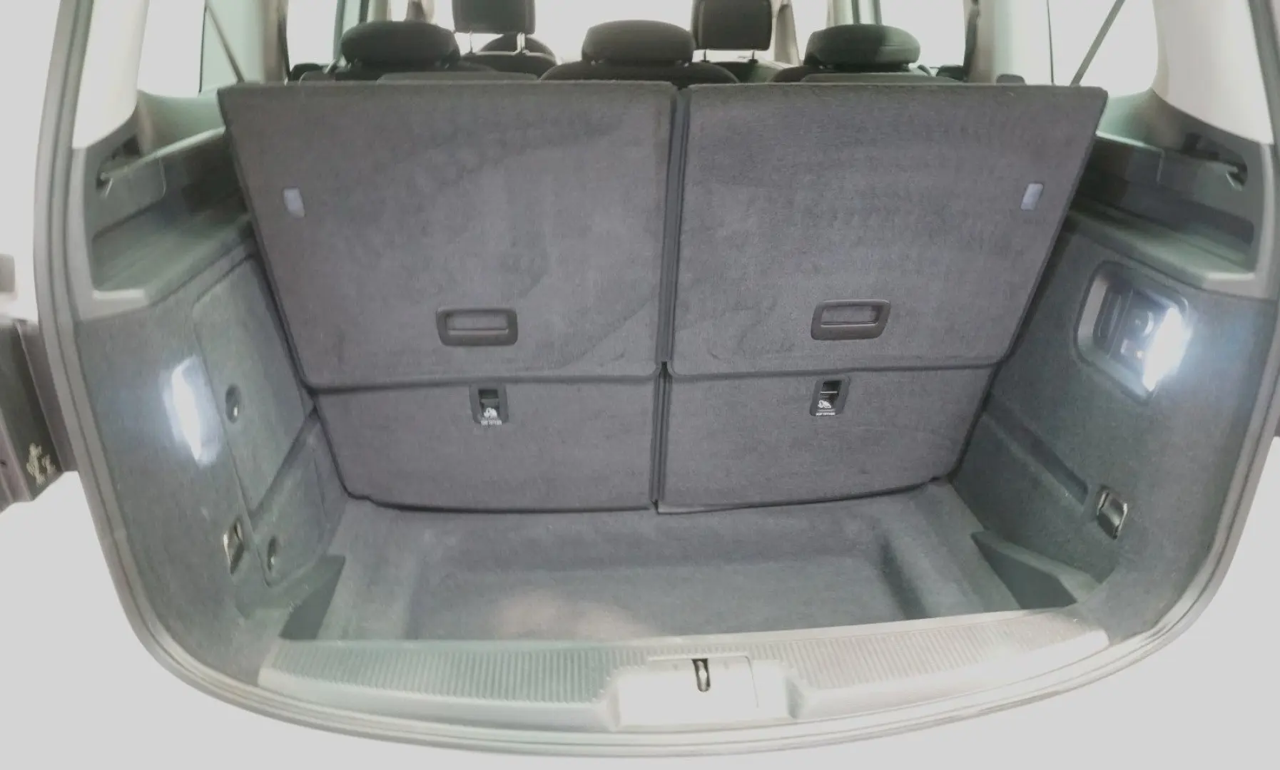 Sharan United 2.0 TDI  7 Sitzer  AHK NAVI