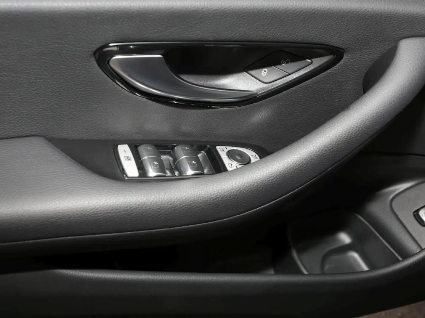 E 200 d Comand Distronic  360  Spiegel-Paket