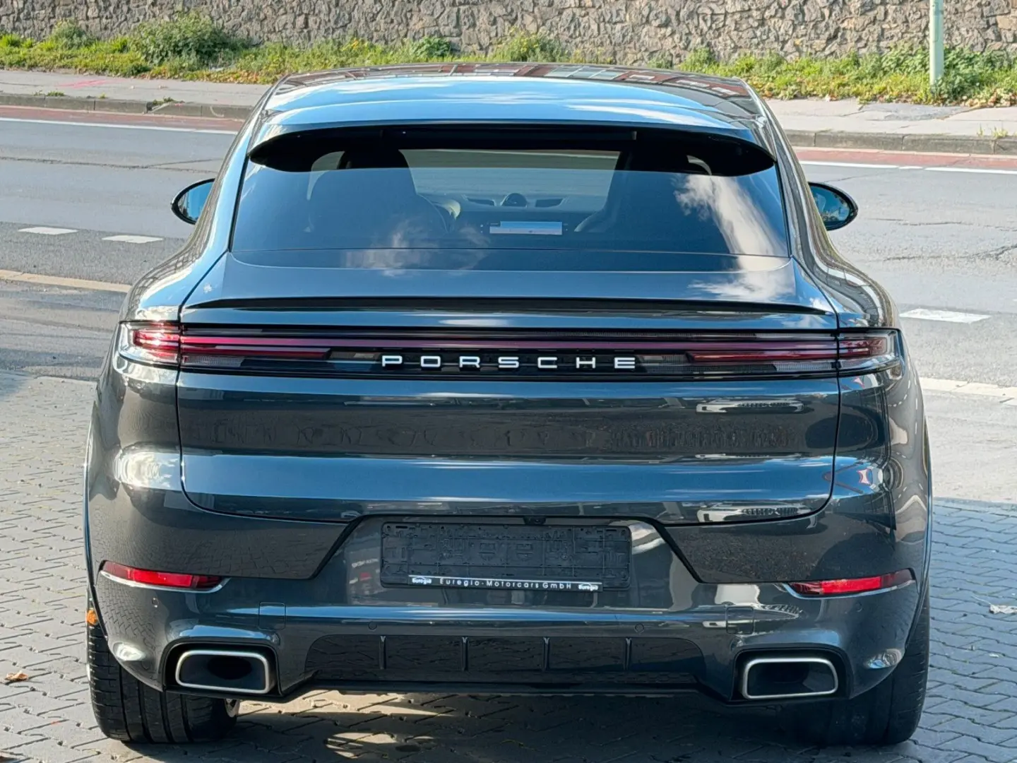 Cayenne Coupe E-Hybrid Panorama