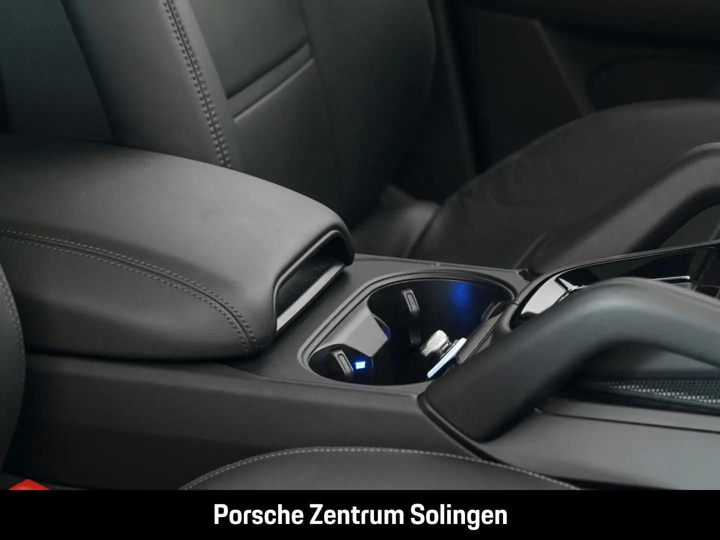 Cayenne E-Hybrid Beifahrer BOSE PANO 21'' Surrou