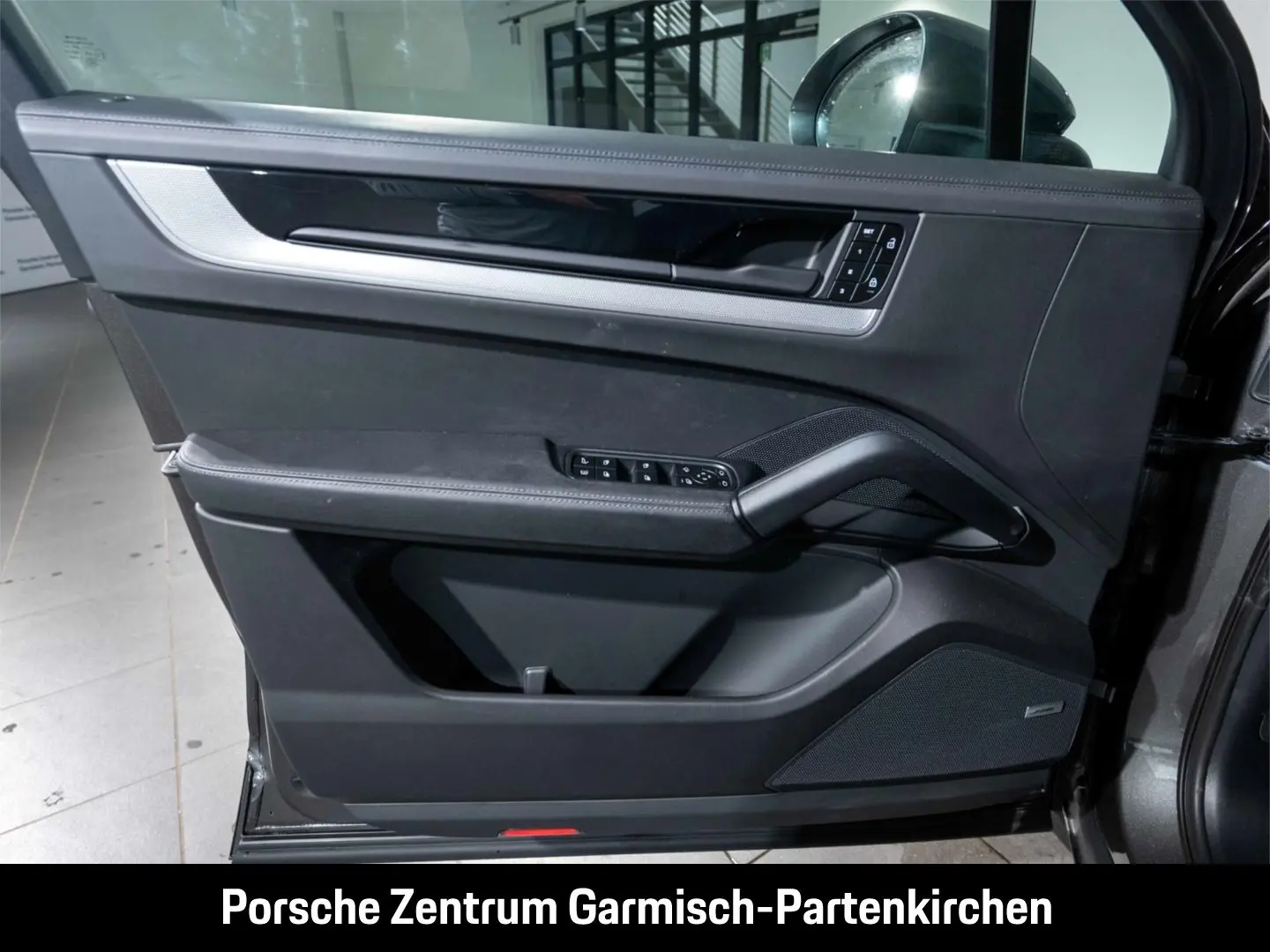 Cayenne E-Hybrid LenkradHZG 360 Kamera Memory