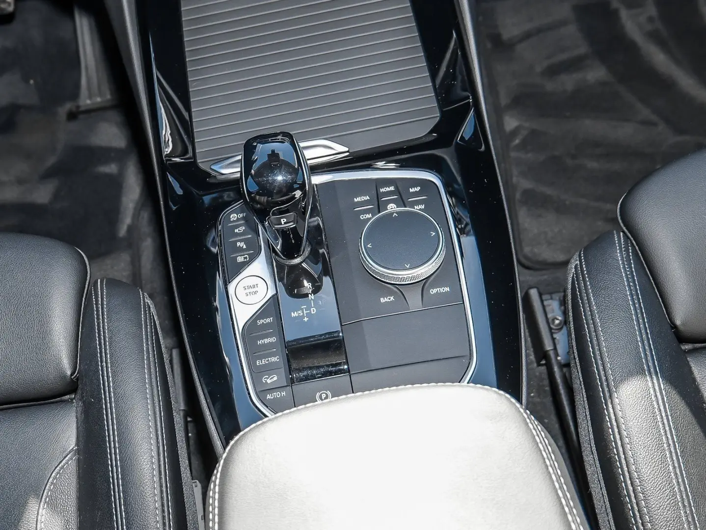 X3 xDrive30e AHK RFK NAVI LED PDC V H DAB Klima