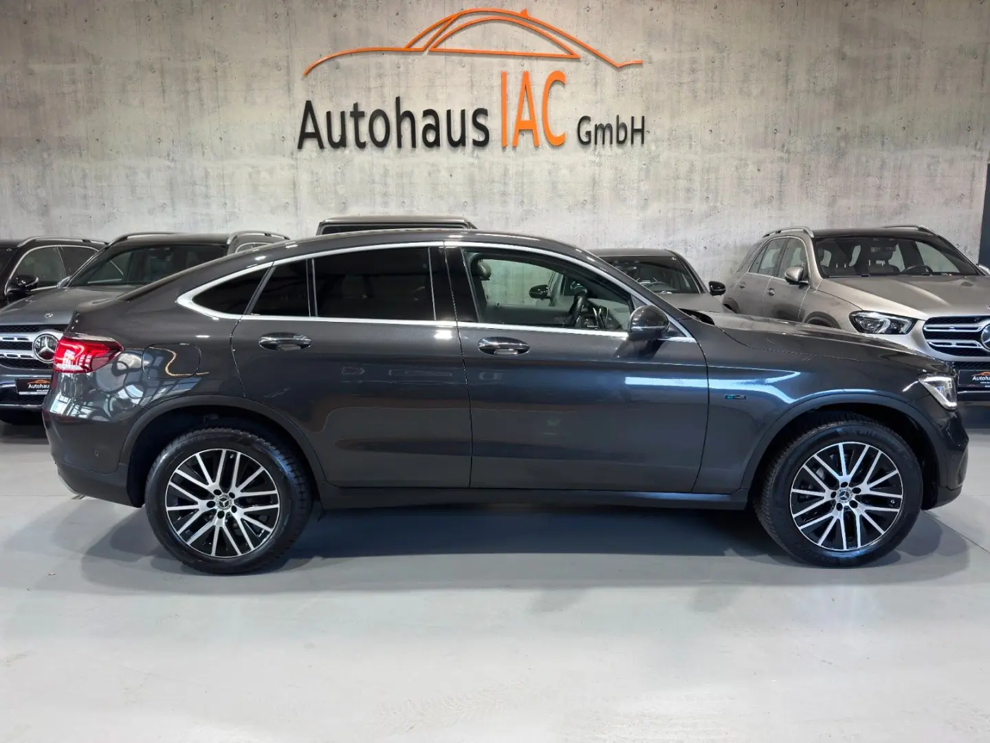 GLC 300 Coupe 4Matic STHZ BURM LED 360  DAB