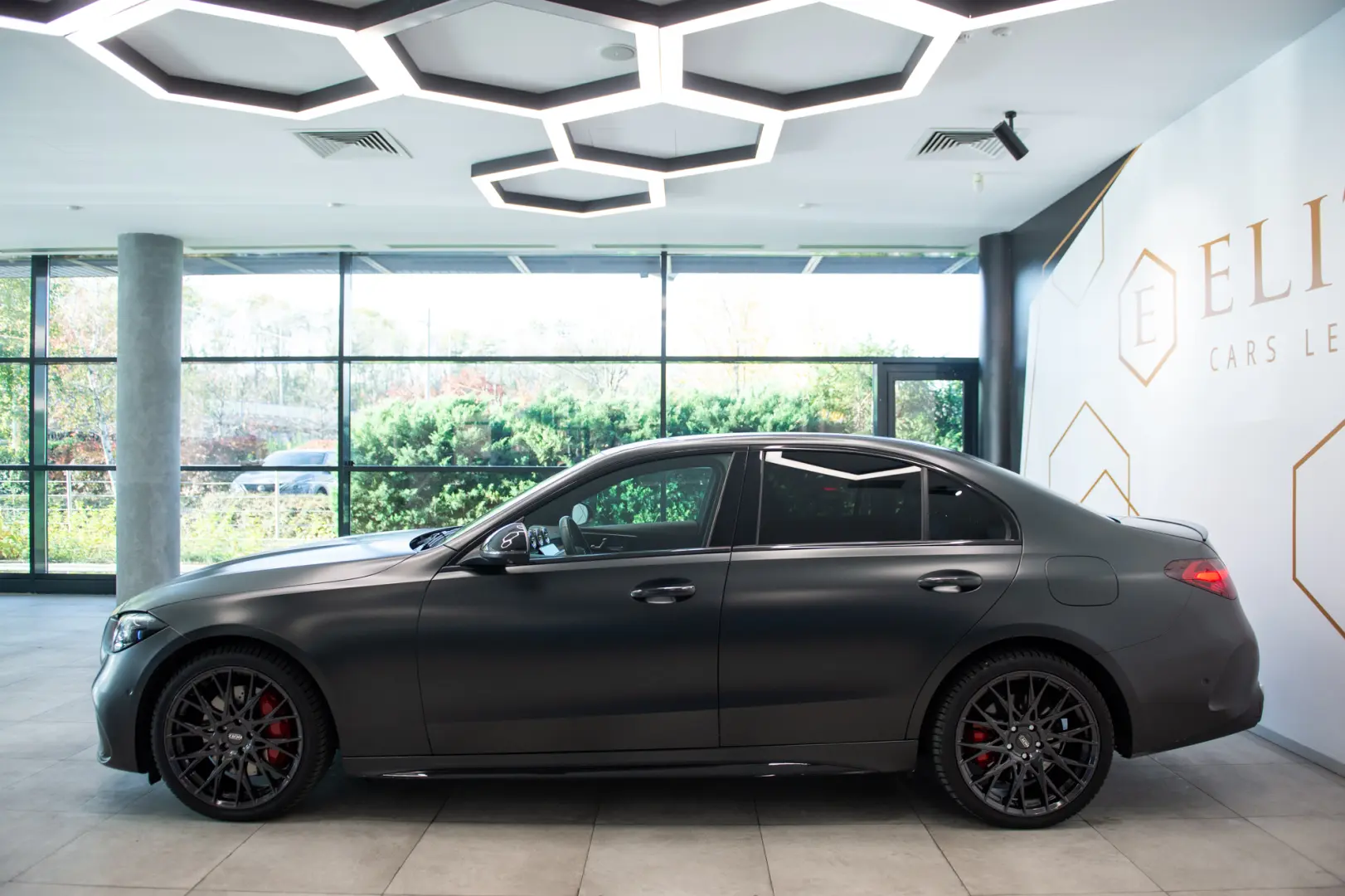 Mercedes-Benz C 300 e Plug-in Hybrid 9G-Tronic