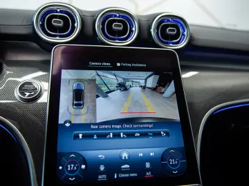 Mercedes-Benz C 300 e Plug-in Hybrid 9G-Tronic