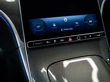 Mercedes-Benz C 300 e Plug-in Hybrid 9G-Tronic