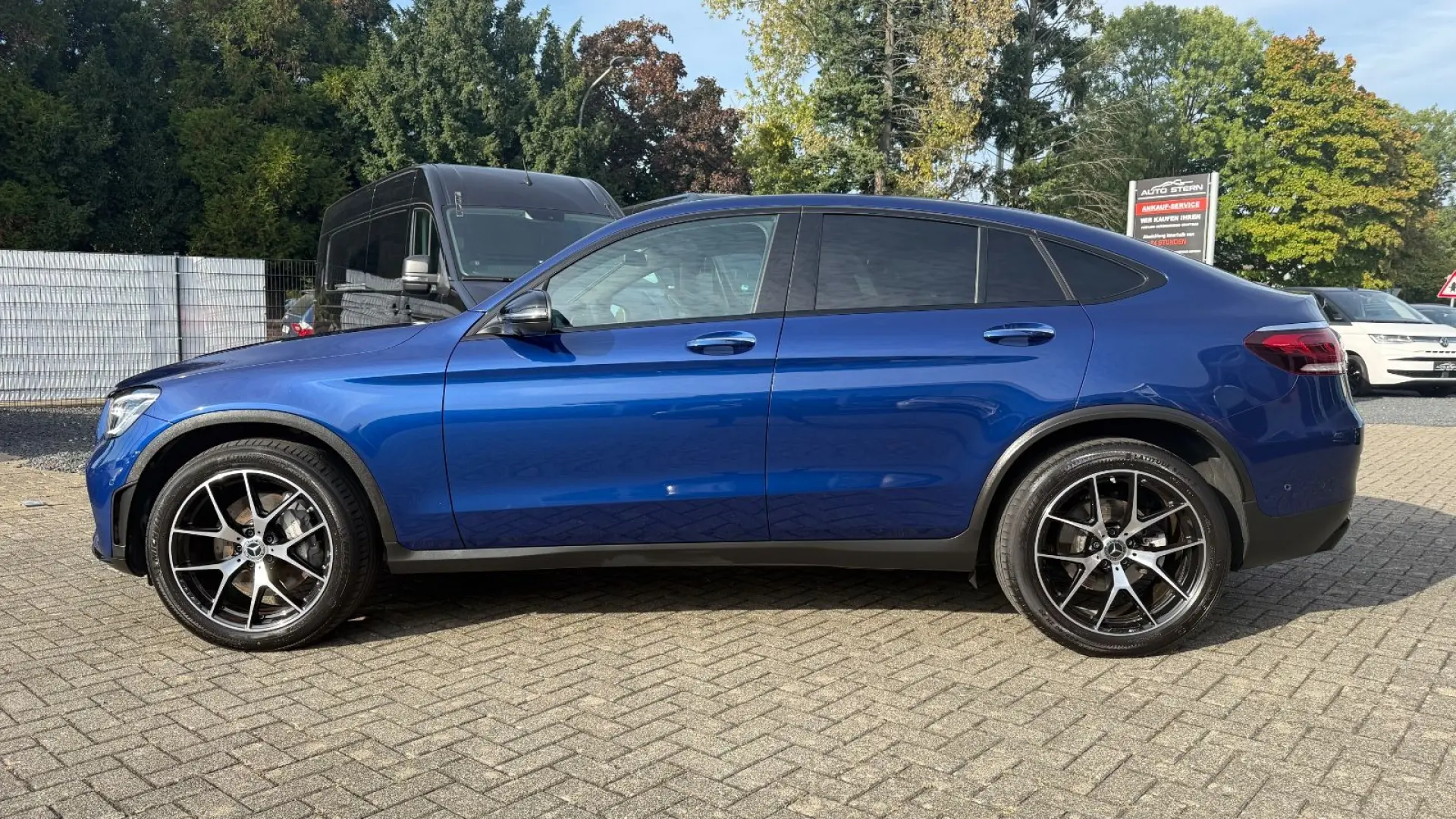 GLC 300 Coupe 4M AMG DISTR  MBUX  NIGHT 360 20
