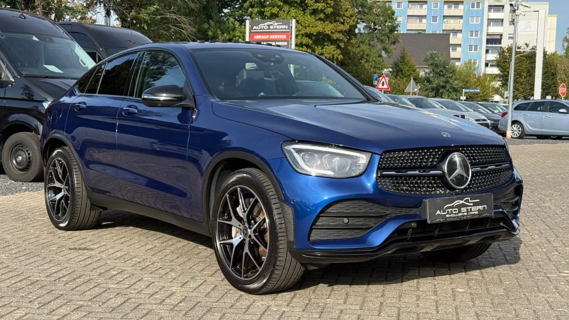 GLC 300 Coupe 4M AMG DISTR  MBUX  NIGHT 360 20