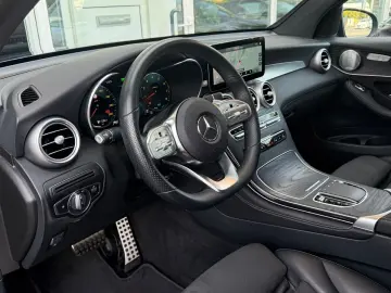 GLC 300 Coupe 4M AMG DISTR  MBUX  NIGHT 360 20