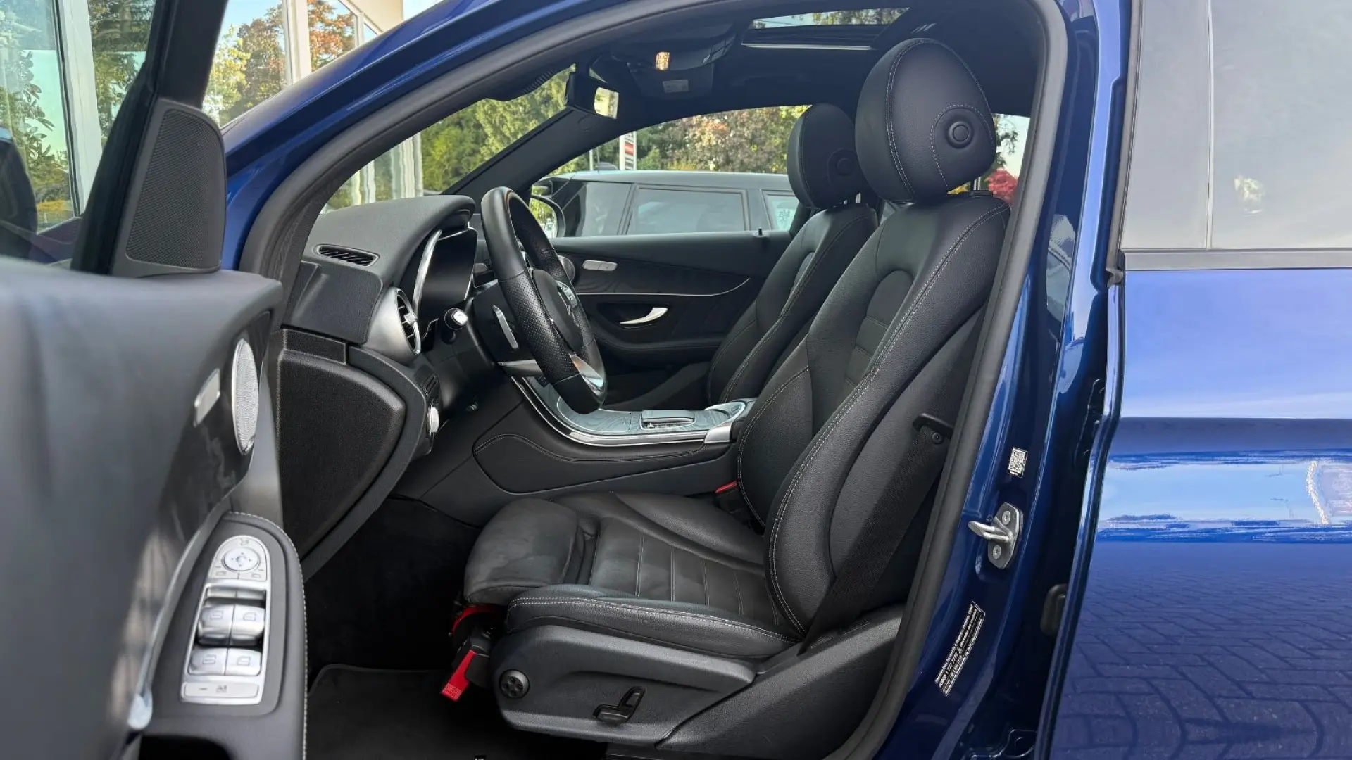 GLC 300 Coupe 4M AMG DISTR  MBUX  NIGHT 360 20