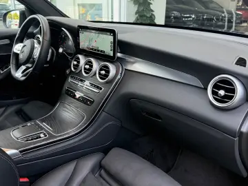 GLC 300 Coupe 4M AMG DISTR  MBUX  NIGHT 360 20