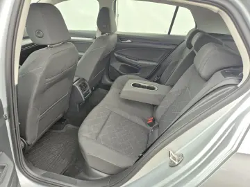 Volkswagen Golf 1.0 eTSI MHEV 110 CP DSG Life 2024