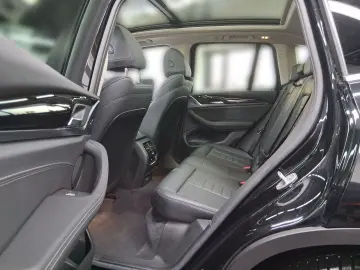 X3 xDrive20d Laser HeadUp Panoramadach Stop&Go P