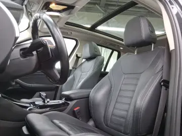 X3 xDrive20d Laser HeadUp Panoramadach Stop&Go P