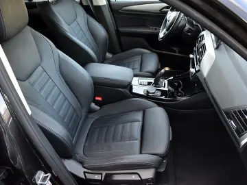 X3 xDrive 30e xLine Head-Up Sportsitze el.AHK