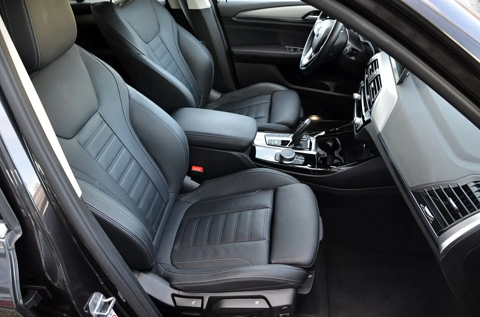 X3 xDrive 30e xLine Head-Up Sportsitze el.AHK