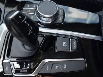 X3 xDrive 30e xLine Head-Up Sportsitze el.AHK