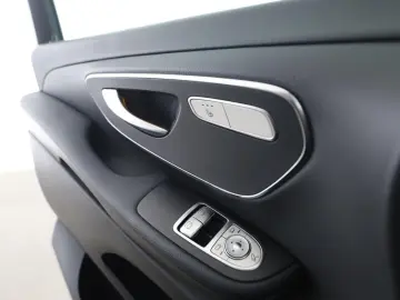 V 300 d Lang Night AUT LED Navi el.Heck SHZ AHK