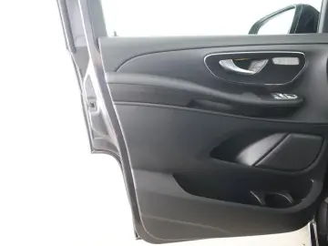 V 300 d Lang Night AUT LED Navi el.Heck SHZ AHK