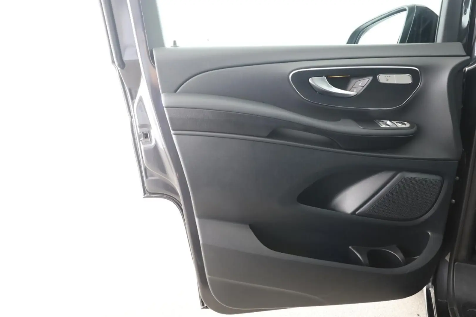 V 300 d Lang Night AUT LED Navi el.Heck SHZ AHK