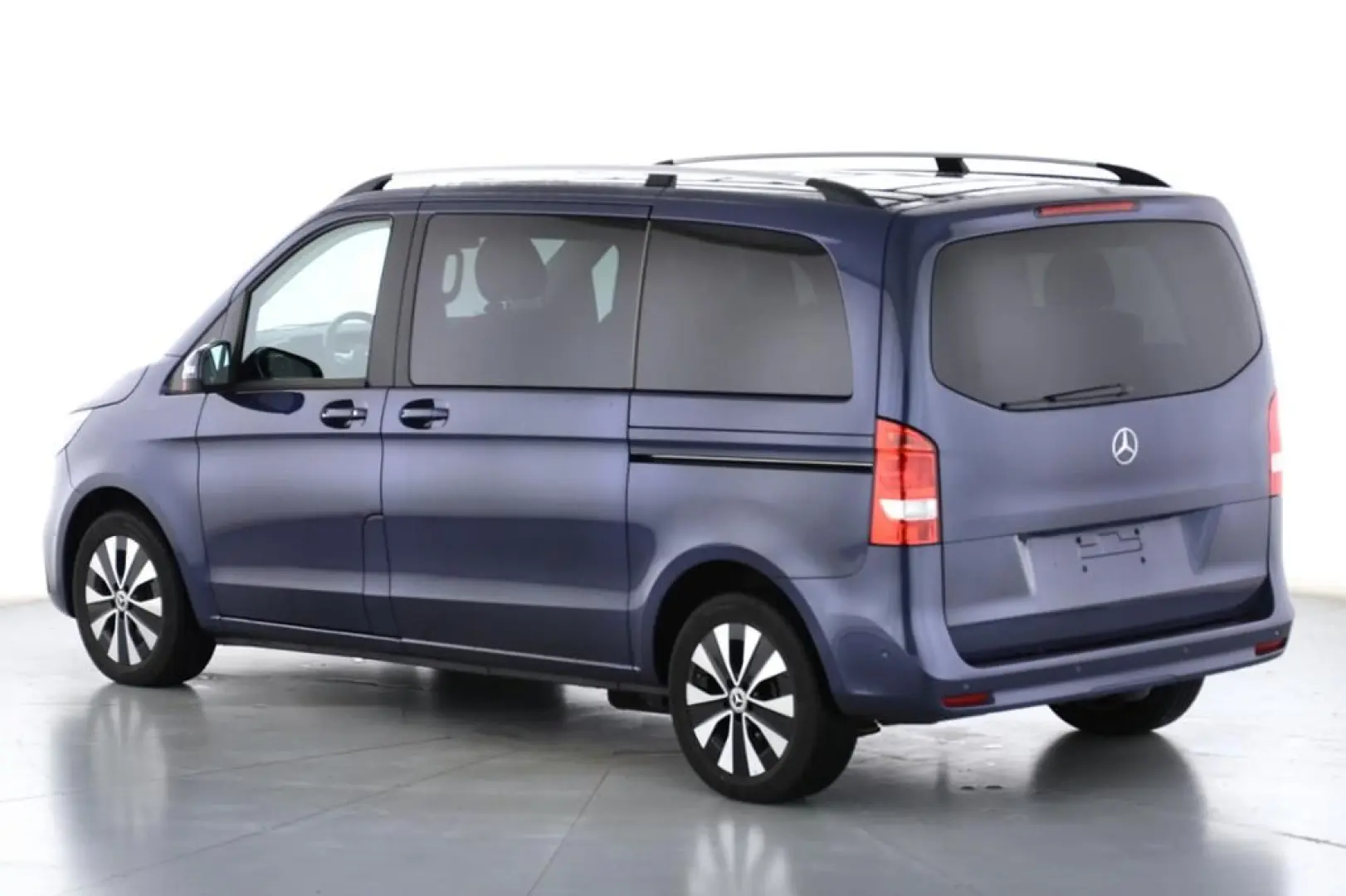 V 220 d Distronic Lenkradheizung AHK2.5t