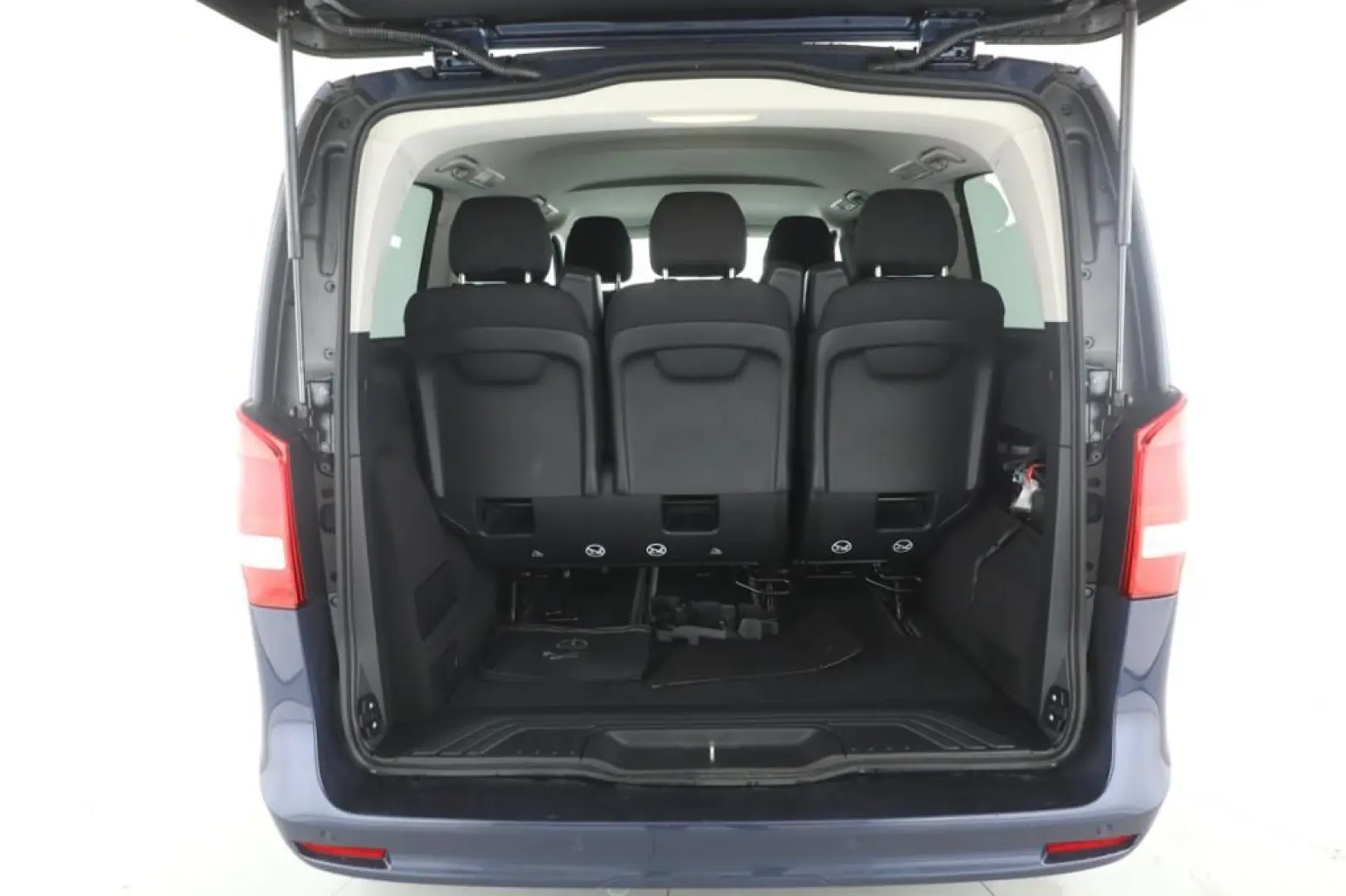 V 220 d Distronic Lenkradheizung AHK2.5t