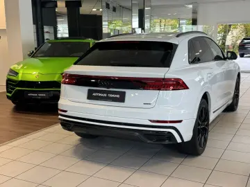 Q8 60 TFSIe S LINE NAVI K-360 B&O S-CLOSE 22ZOLL